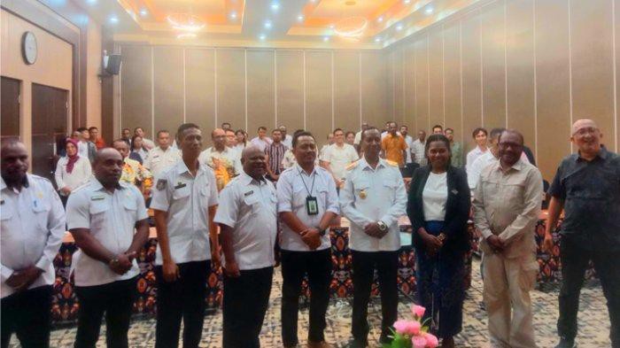 Pemprov Papua Selatan Bahas RPPEG, Apolo Safanpo: Ekosistem Gambut Sangat Penting! 